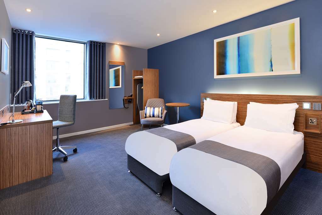 Travelodge Bath Waterside Номер фото